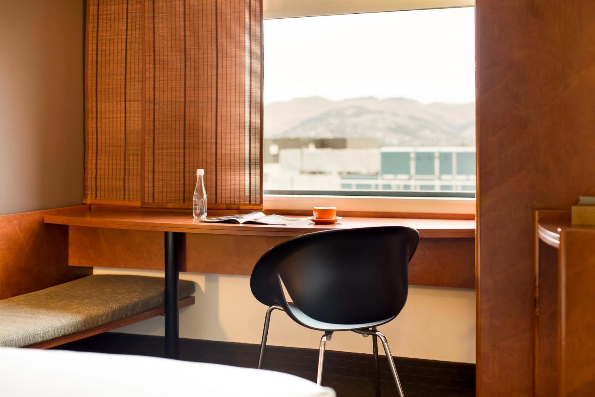 Ibis Christchurch Exterior foto